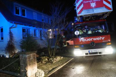 Schoenaich: Kaminbrand sorgt fuer Feuerwehr Einsatz am Sonntagabend in Schoenaich 